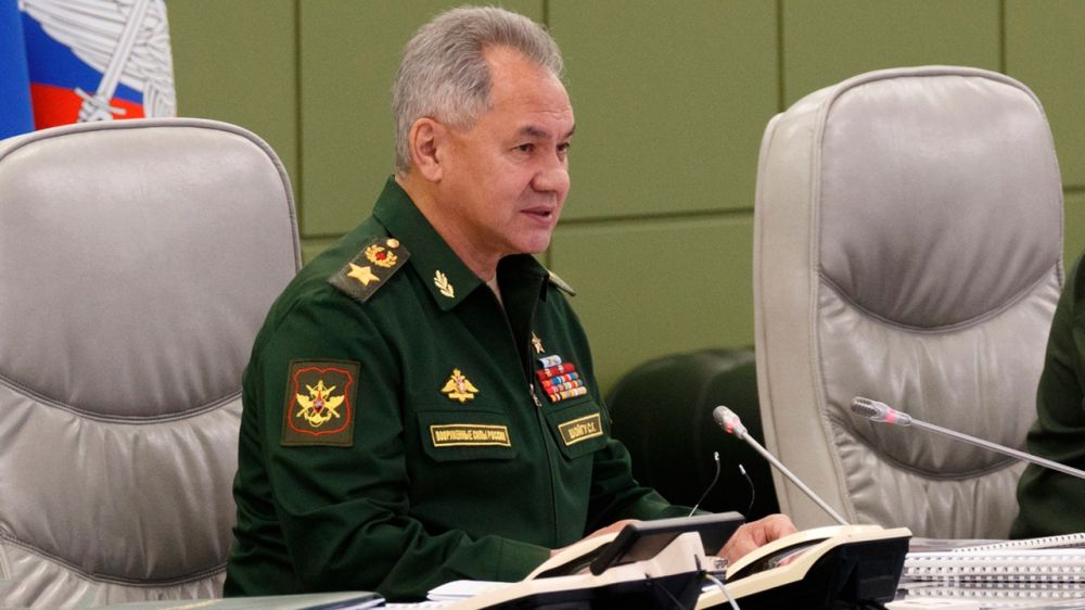 Шойгу поздравил бригаду и полк с освобождением четырех населенных пунктов