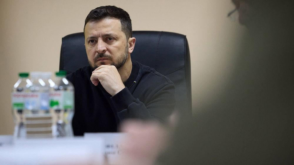 Зеленский в последний момент отменил поездку в Испанию