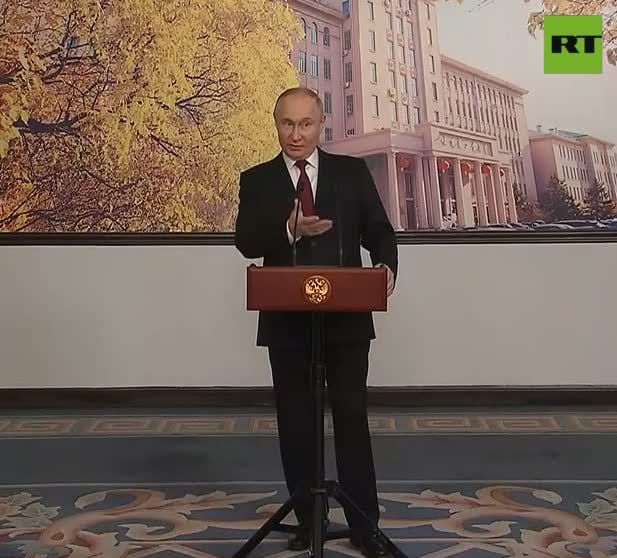 ������� ��������� ������ �� �����-����������� � �����: