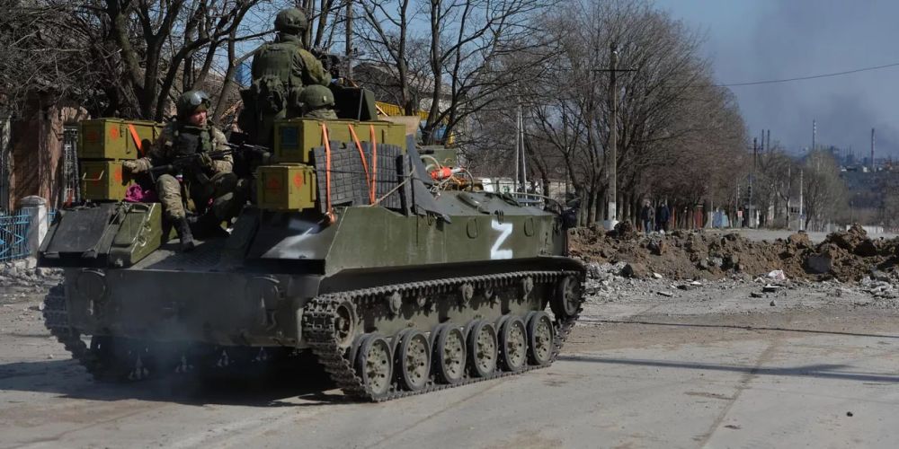 Маневр, вклинивание, окружение: сербский эксперт раскрыл смысл букв Z, V и О