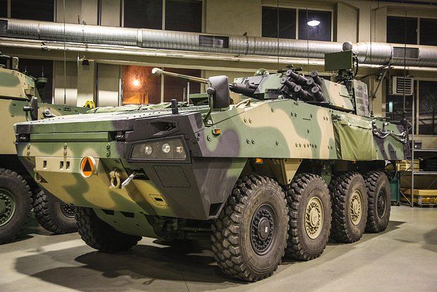 Стало известно о стягивании ВСУ под Харьков польских БТР Rosomak