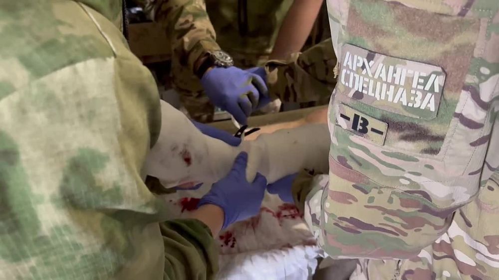 Два майора: Следишь за обстановкой на СВО?