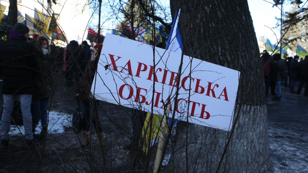 Украинская армия атаковала эвакуационную колонну в Харьковской области, есть пострадавшие