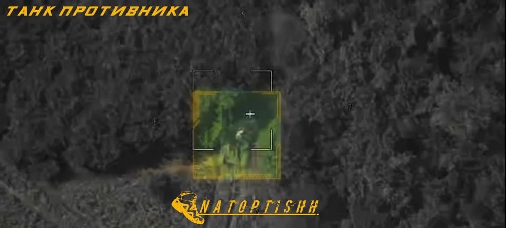 Архивные кадры прилета Ланцета по украинскому танку на Купянском направлении