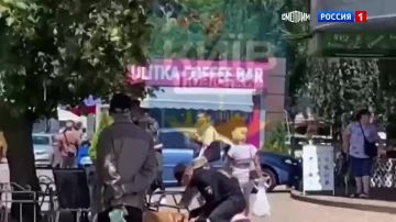     ,      ,         - ,    -     