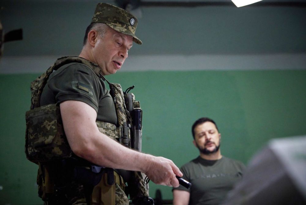 NV: Зеленский недоволен работой главкома ВСУ Сырского из-за наступления РФ