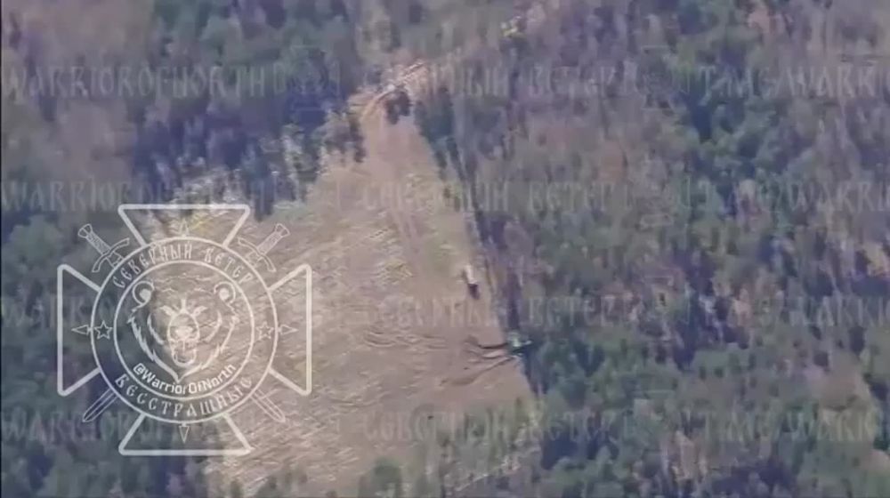 ����������� 203-�� ��� 2�7 "����" (�����) � ��������� 155-�� �������� ��� "�������" ���������� ����� � ����������� �������