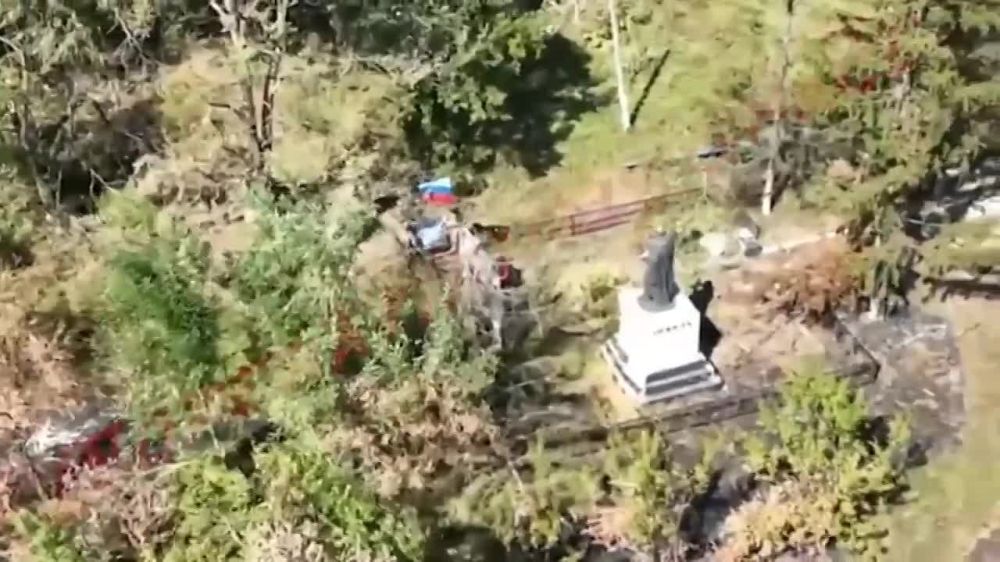 ������� ��-8, �������� ��������� HIMARS, �����, �� ������� ��������� ������� 400 ���� �����������, � ����� ���� ����������� ����������� ��� ���� ���������� ����� ��������, ��������� �������� � ������ ��� �� �������� �����