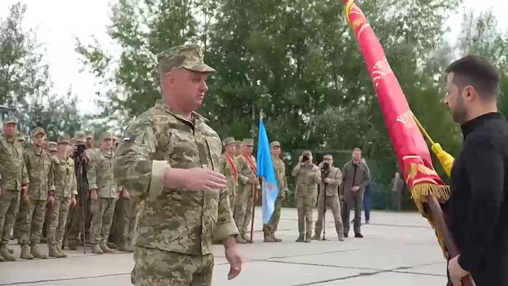 ��������� ������� ���������� ���������� �������� F-16 � ������� � ����������� ����� � ����