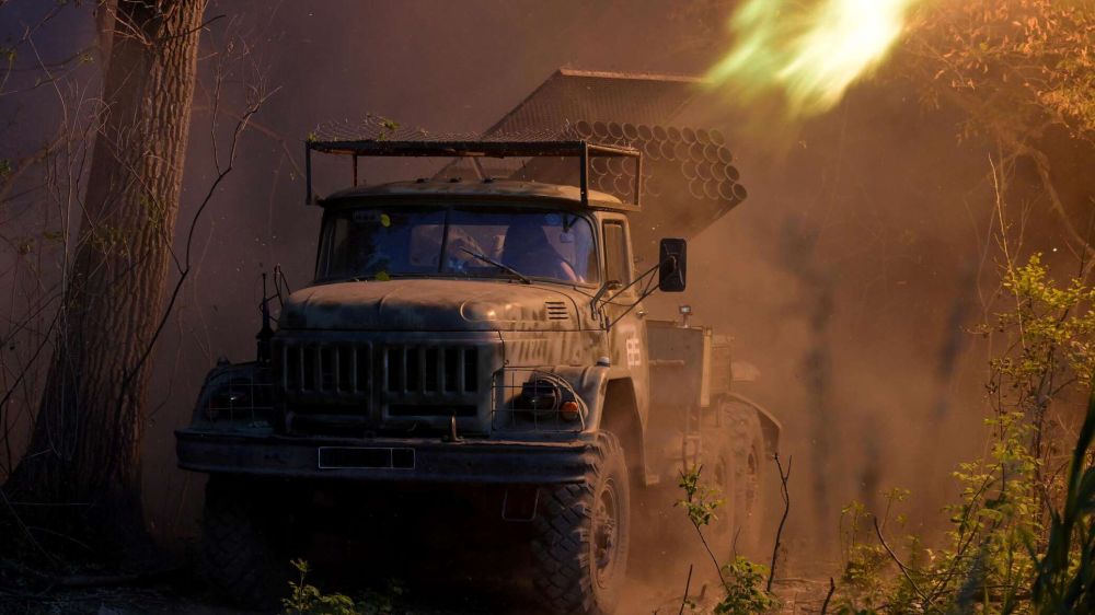 ����� 8 ������� ����������� � ����� 1700 �������� � ������ ��� �� �����