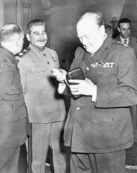 Юрий Баранчик: Коллеги Улица Правды и Канал визионера интересные вещи пишут