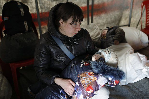 РИА Новости: СБУ начала принудительно вывозить людей из Харьковской области