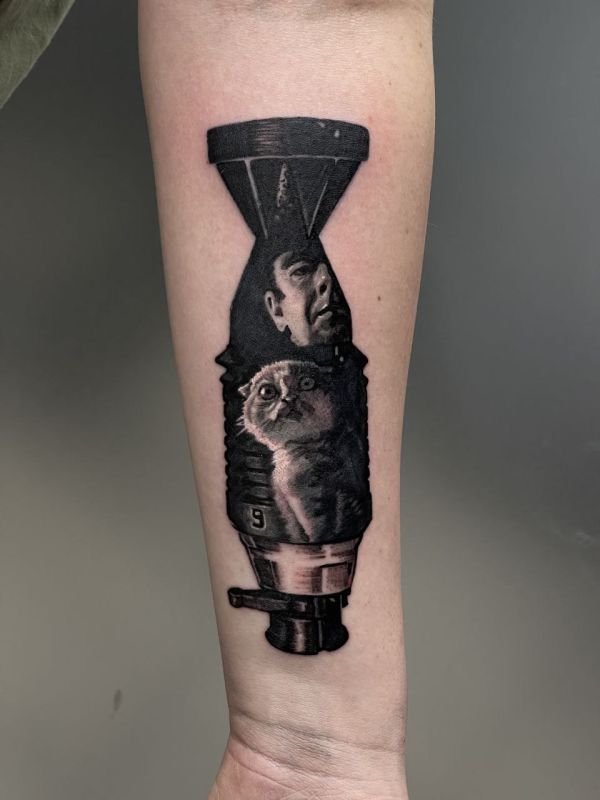 Собирая коллекцию татуировок по родам войск, я столкнулся с массой неочевидных, но важных видов военной деятельности