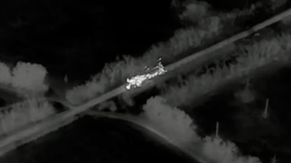 В Харьковской области подорвали Stryker прямым попаданием FPV-дрона
