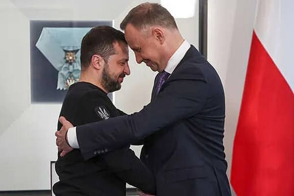 Они начали что-то подозревать 