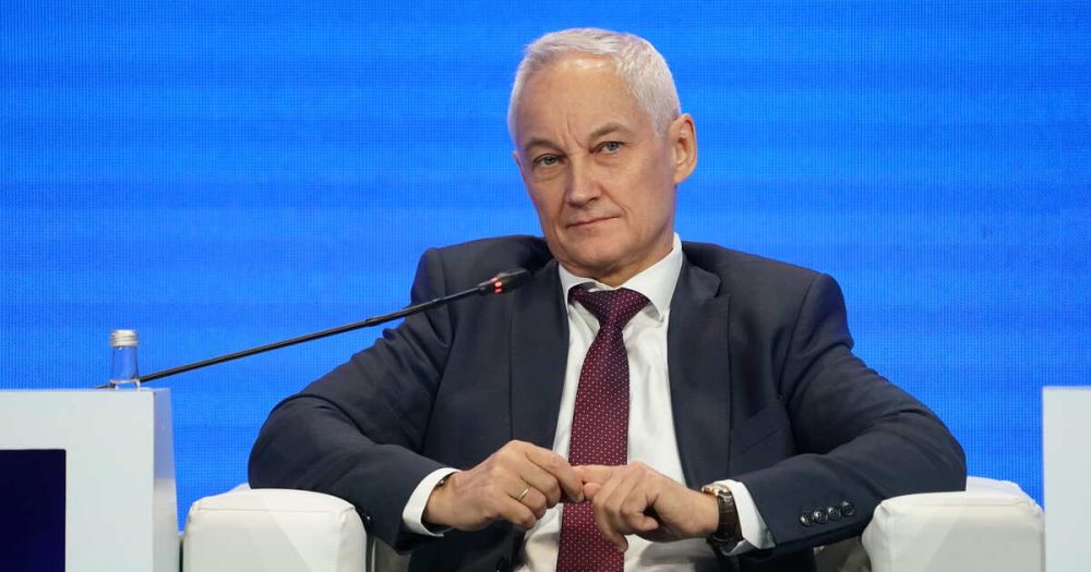 Белоусов поздравил 153-й танковый полк с освобождением Колесниковки