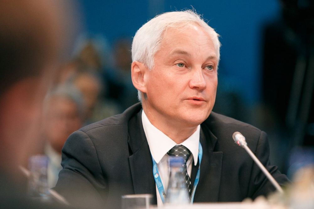 Глава Минобороны отправил срочную телеграмму войскам