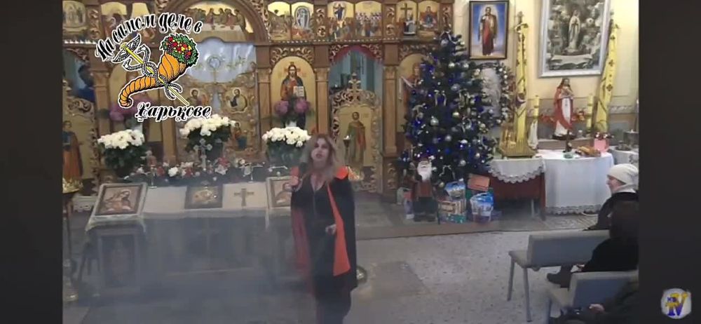 На видео просто девушка в костюме черта в храме украинской греко-католической церкви