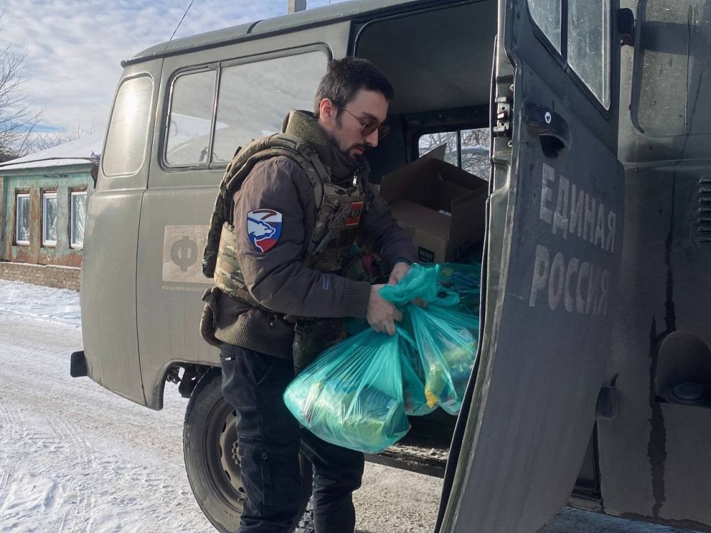 Белгородская область.. На прошедшей неделе волонтёры Центра помощи Единой России работали по адресным обращениям от беженцев из Харьковской области и Белгородского приграничья. В Красногвардейском районе. Посетили несколько...