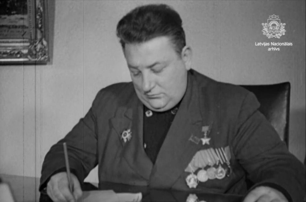 Отомар Петрович Ошкалнс 12.04.1904-01.09.1943гг— латвийский партизан, один из организаторов и участников советского партизанского движения на территориях Латвии и Белоруссии, оккупированных немцами, Герой Советского Союза