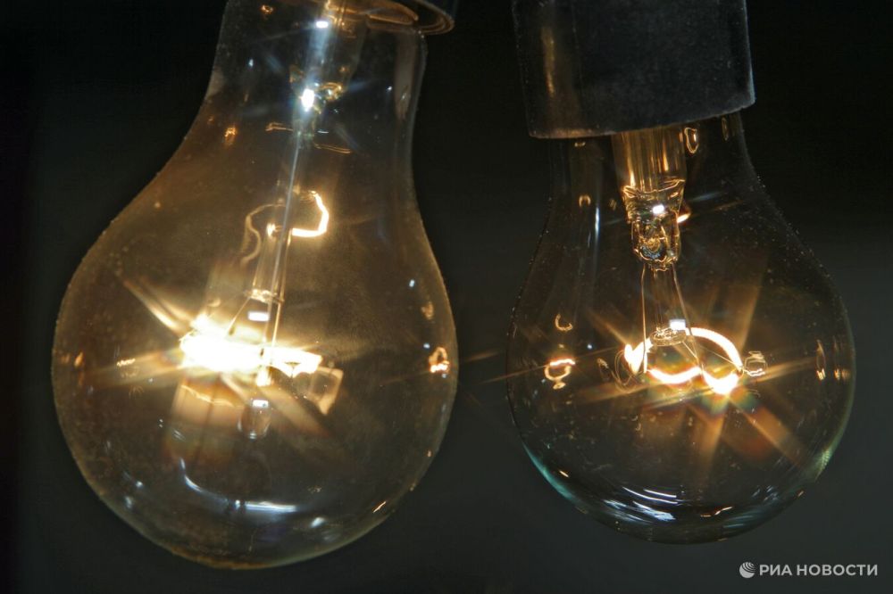 В шести областях на Украине ввели экстренные отключения света