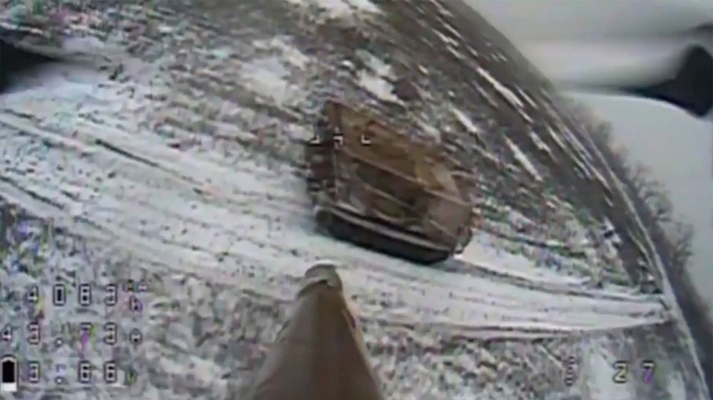 FPV-        