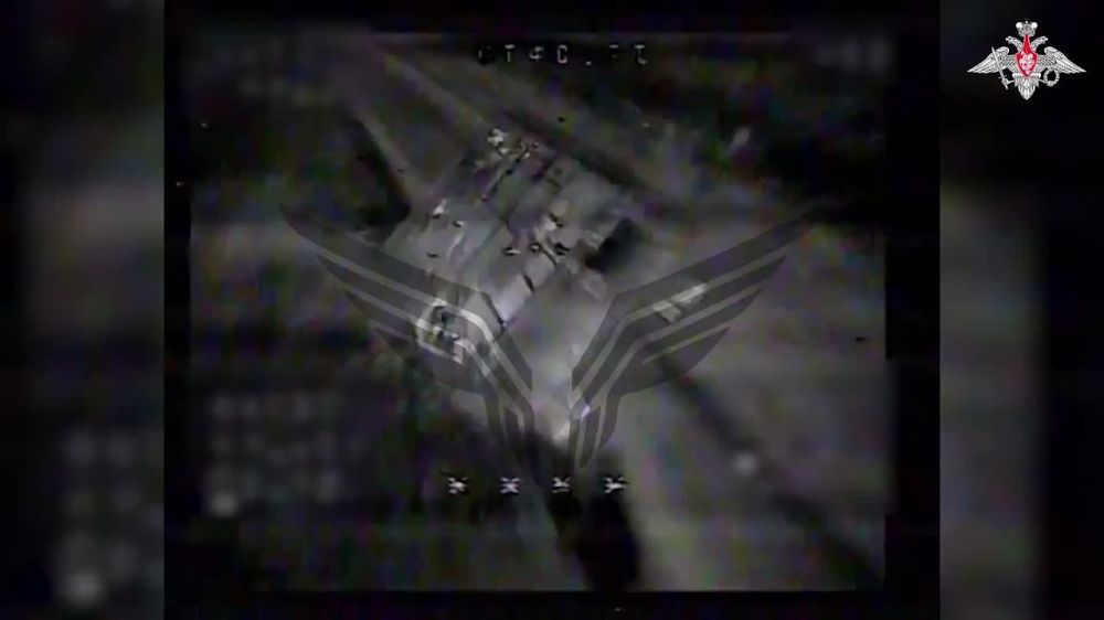  :  .  FPV-        