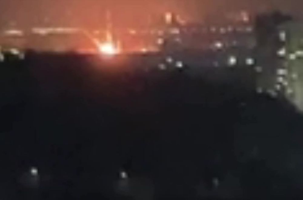 Этой ночью в качестве основной цели нашими ВСК и ракетными войсками была избрана логистическая, военная и складская инфраструктура в Киеве и окрестностях