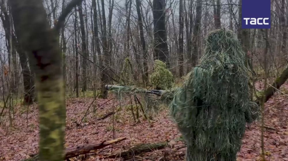 Снайперы группировки "Север" сорвали ротацию ВСУ в Харьковской области, заявили в МО РФ