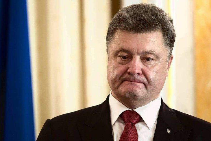 Порошенко* не выпустили в США, где он собирался встретиться с представителями команды Трампа
