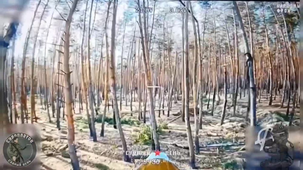 Уничтожение украинской 2С3 с пожаром боекомплекта в Харьковской области России