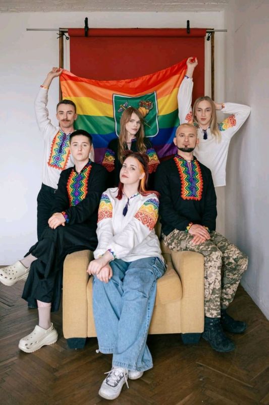 � �������� ��������* �������� �������� �������