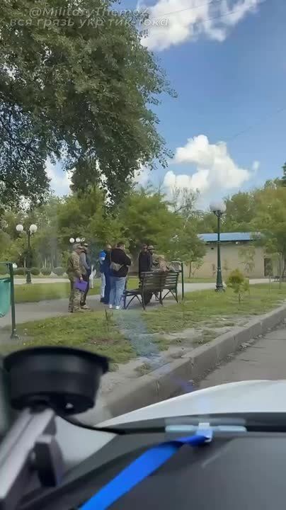 ��� �� ��������, ������� ��� ������� � �����, ���������� "�����������", �� ��� ��� �����