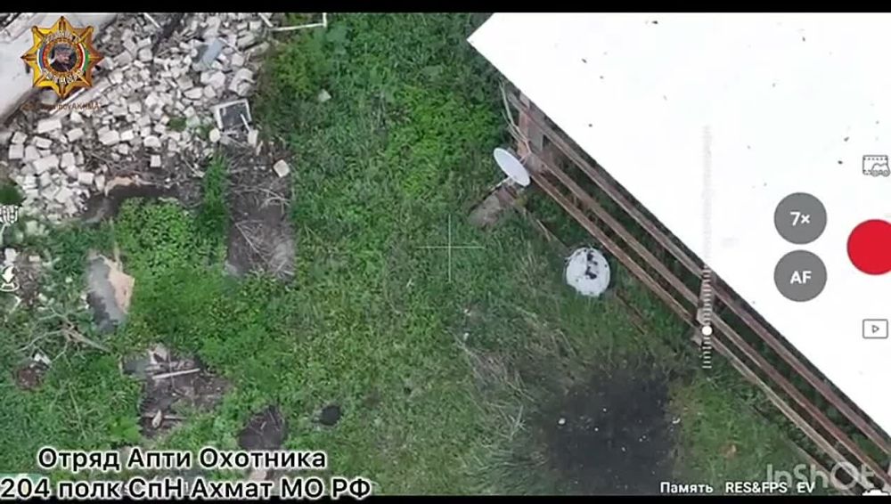  :    