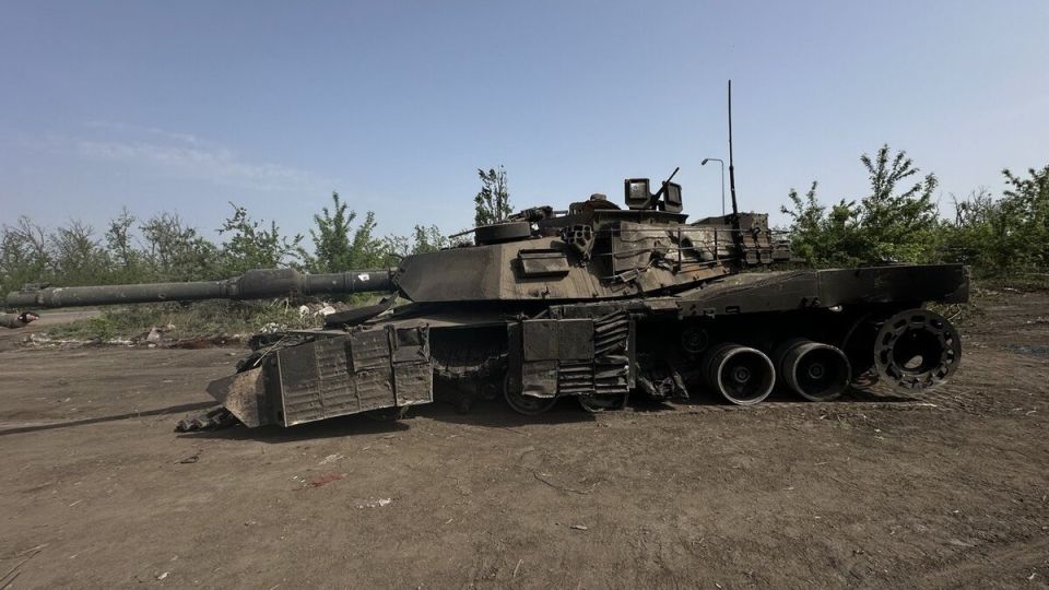  26  31  Abrams,   