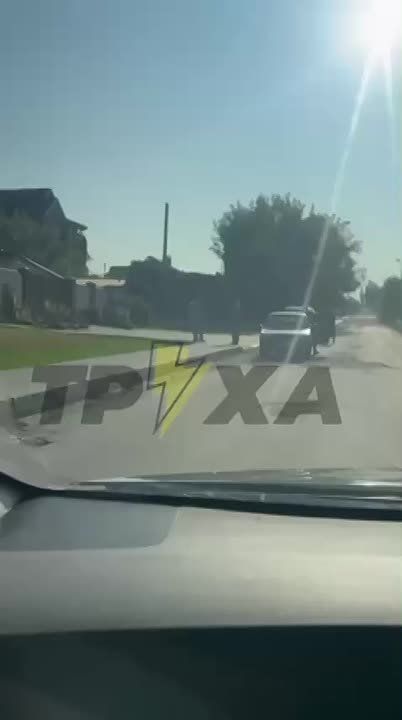 Харьков, Воробьевы горы. Сотрудники ТЦК остановили парня для проверки документов