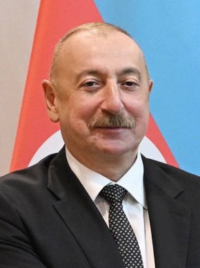 Алиев поздравил Путина с Днем России, отметив тесные отношения дружбы, добрососедства и взаимоподдержки между Азербайджаном и РФ. Об этом сообщила пресс-служба главы азербайджанского государства