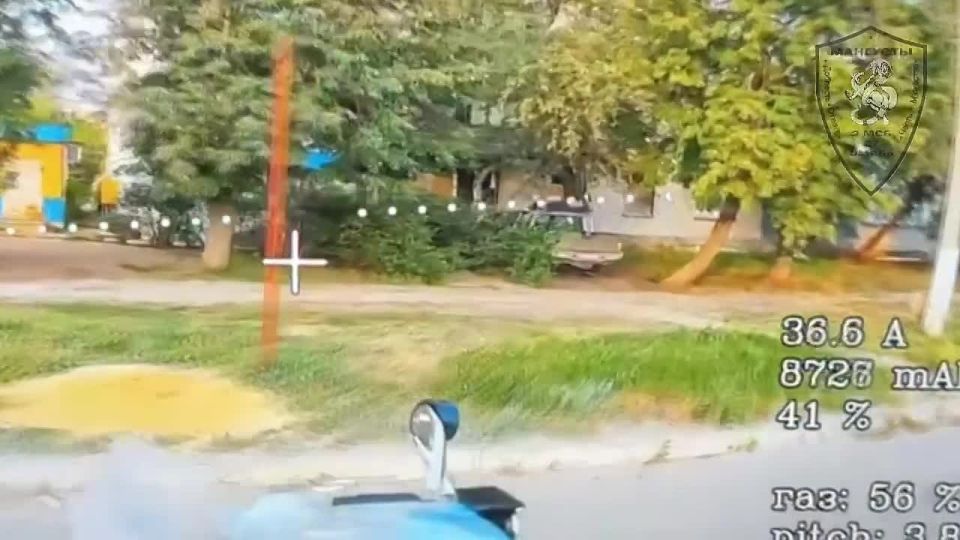 МАНГУСТЫ публикуют кадры, как дроноводы 27 ОМСБр ликвидируют средства передвижения противника в Купянске