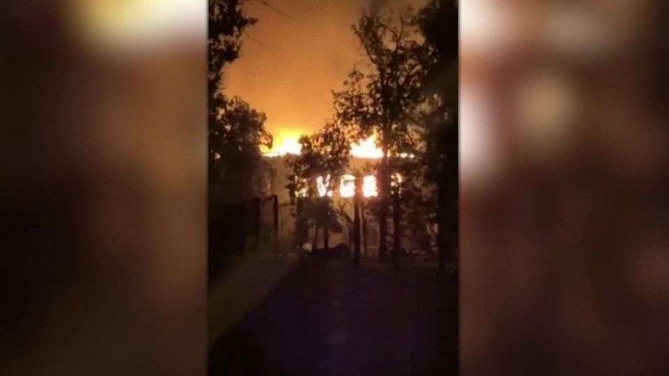 Всю ночь взрывы гремели в восточной части Украины