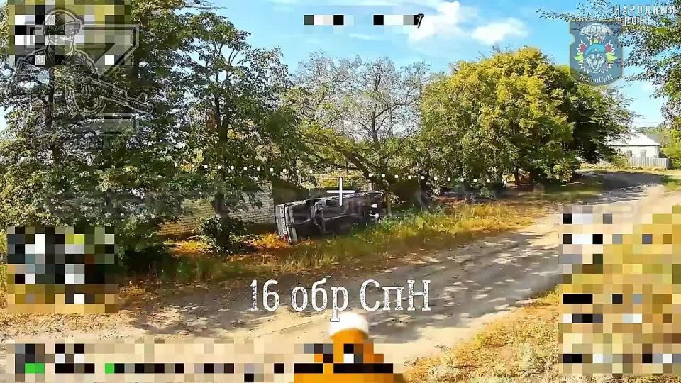 �������� ����� 16 ��� ���. ����������� ������� ���������� ��������������� "Snatch Land Rover" � �.�. �������-�������