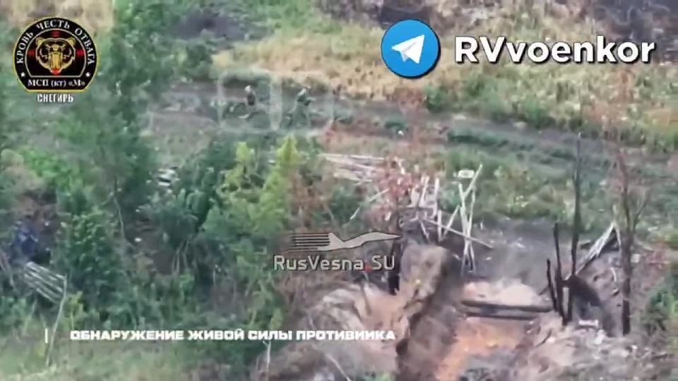 На Купянском направлении ВС РФ атакуют, продвигаясь вперёд