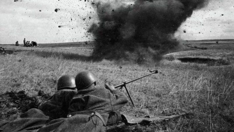 День воинской славы России — 82 года назад Красная Армия разбила немецко-фашистские войска на Курской дуге