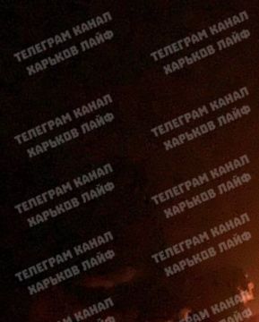 В Лозовой Харьковской области после прилёта "Гераней" возникли пожары