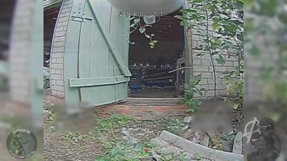 ����������� �����������: FPV-������� "��-40" ������������ �������, �/� ���, � ����� �����, � ������� �������� 120-�� ������ � ��