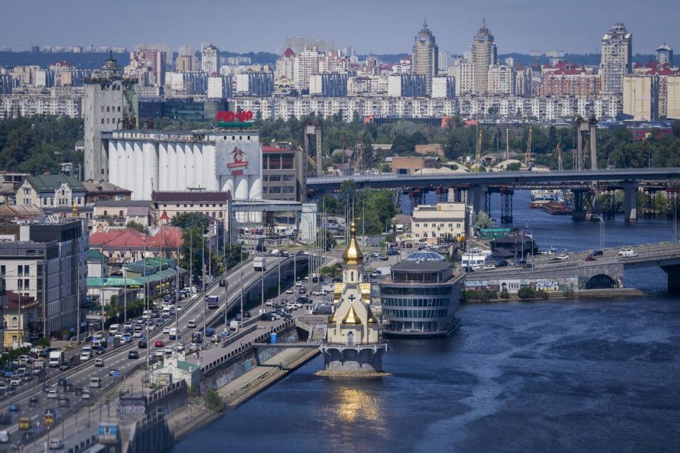 В Киеве вновь объявили воздушную тревогу