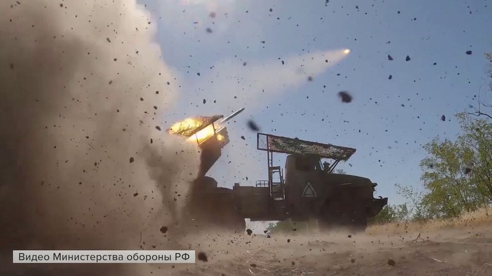 Российские бойцы в Купянске в Харьковской области взяли в полукольцо крупную группировку ВСУ