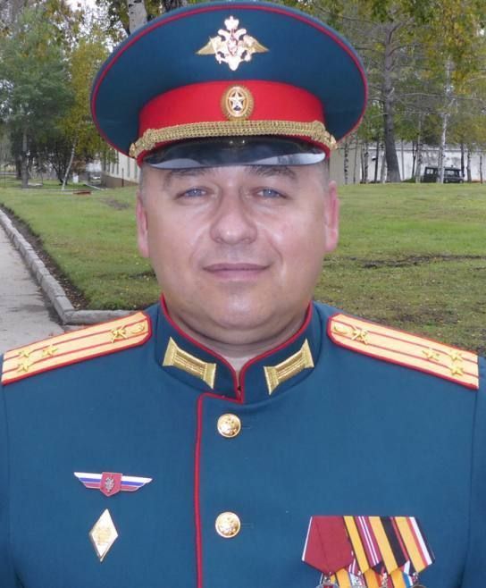 Наступлением России на Купянск , по сообщениям Би-Би-Си, командует бывший офицер ВСУ Сергей Стороженко, перешедший на сторону России еще в 2014 году