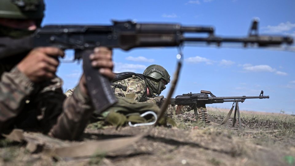 "Надо постепенно охватывать Харьков": Евсеев заявил о необходимости отбросить ВСУ на 100 км от границы