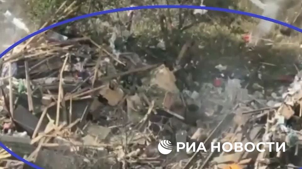     -3000   -39           ,   