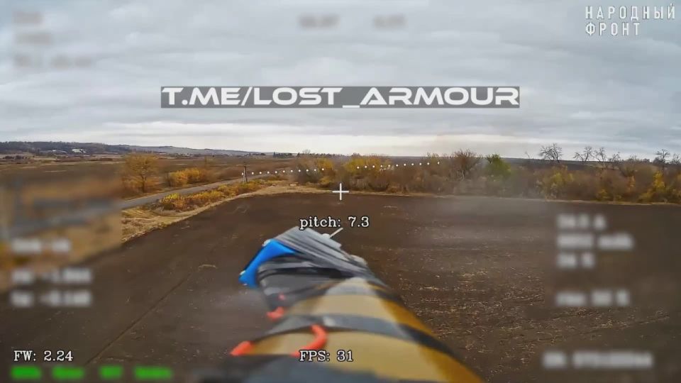 Владислав Шурыгин: Уничтожение оптоволоконными FPV-дронами украинской 155-мм колёсной САУ «Богдана» на шасси Tatra T815-7 в Харьковской области